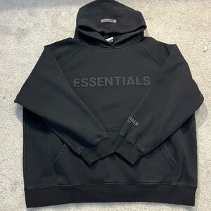 Black essential hoodie